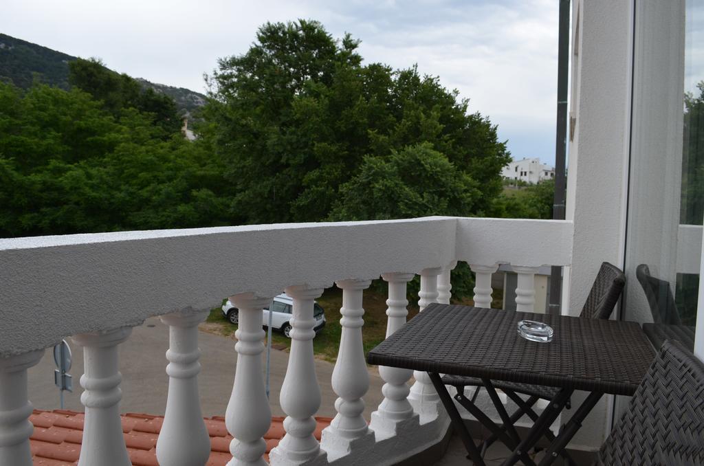 Apartments M&M Baška Rom bilde